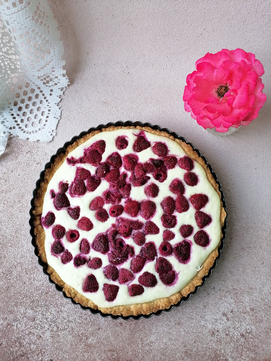 Пирог с малиной