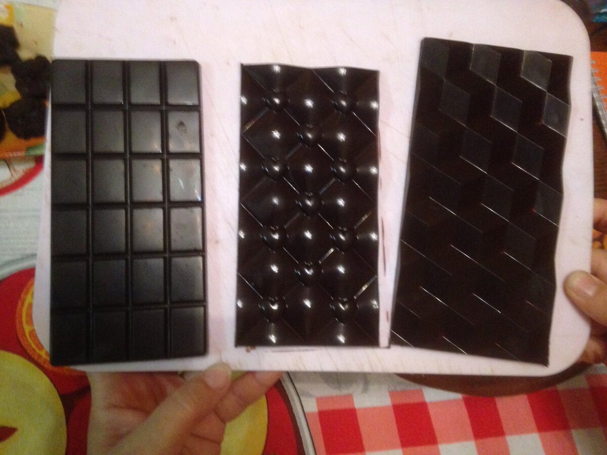 Полезные сладости. Тёмный шоколад с мёдом. Ручная работа (моя😉) 