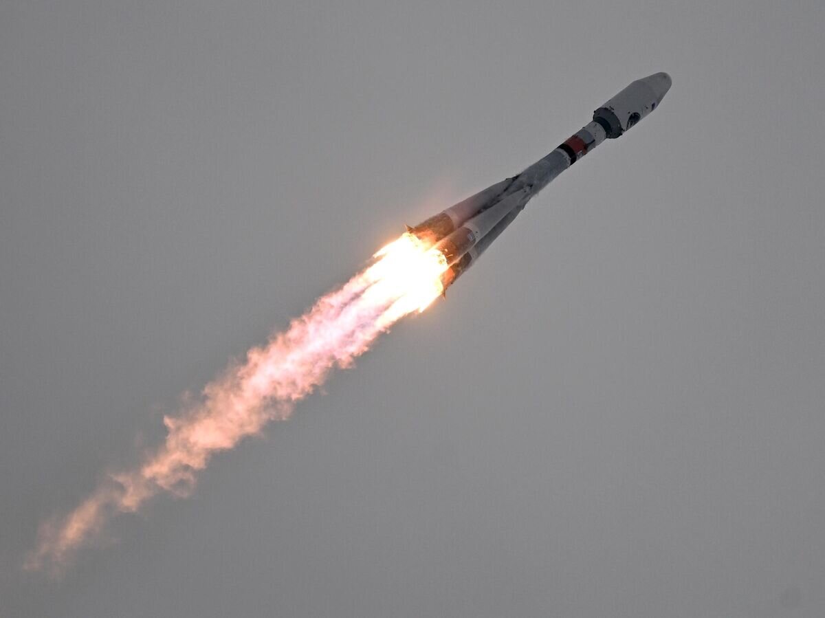    Запуск ракеты-носителя "Союз-2.1б" с разгонным блоком "Фрегат" и автоматической станцией "Луна-25" с космодрома Восточный© РИА Новости / Григорий Сысоев