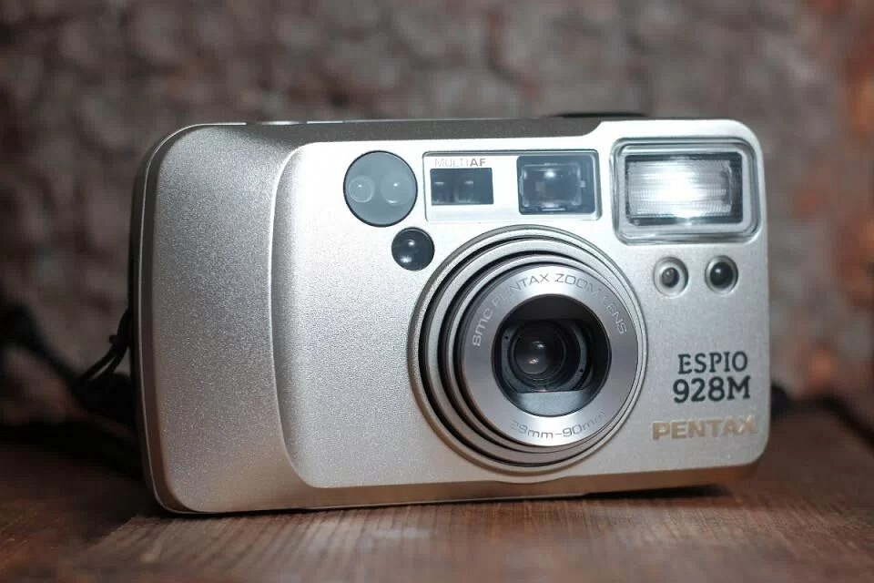  Pentax Espio — хорошая компактная плёночная камера / Фото: Алиса Смирнова, Фотосклад.Эксперт