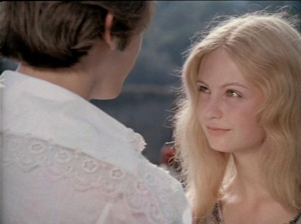 Единственная роль Русалочки обаятельной красавицы-актрисы Виктории ...