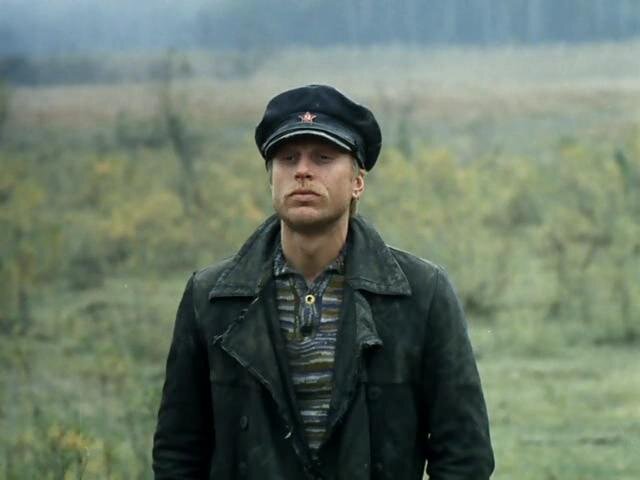 Кадр из фильма «Свой среди чужих, чужой среди своих» (1974)