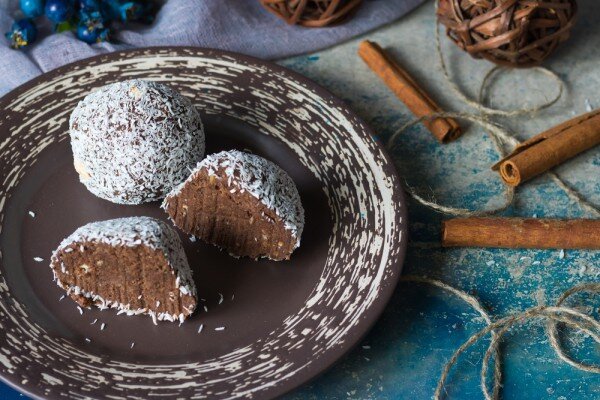 Хотите научиться готовить вкусное пирожное картошка? Тогда читайте этот рецепт.