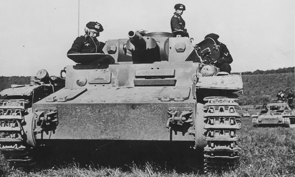 Немецкий 4 2. PZ 4 Ausf b. Танк PZ 3 B. PZ.Kpfw.IV Ausf.b. Немецкий танк ПЗ b3.