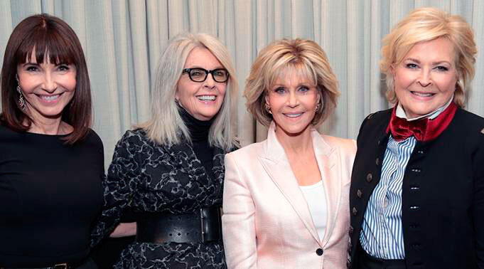 Слева направо - Мэри Стинберген (65 лет), Дайан Китон (72 года), Джейн Фонда (80 лет) и Кэндис Берген (72 года).