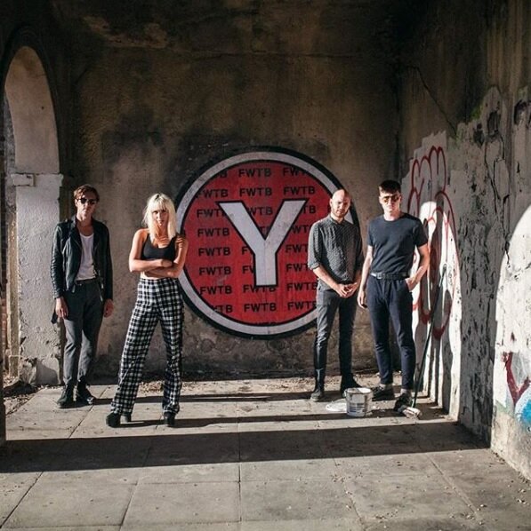 Участники группы:

Theresa Jarvis - Vocals 
George Edwards - Guitar 
Alex Crosby - Bass/Keys 
Robert Mason - Drums