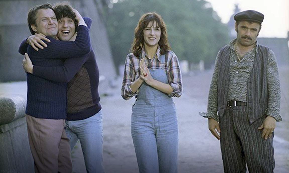 Председатель КГБ СССР Виталий Федорчук в 1982 году в секретной записке в ЦК КПСС с тревогой сообщал: такие фильмы, как «Невероятные приключения итальянцев в России», способствуют заключению браков с иностранцами из капиталистических стран. 