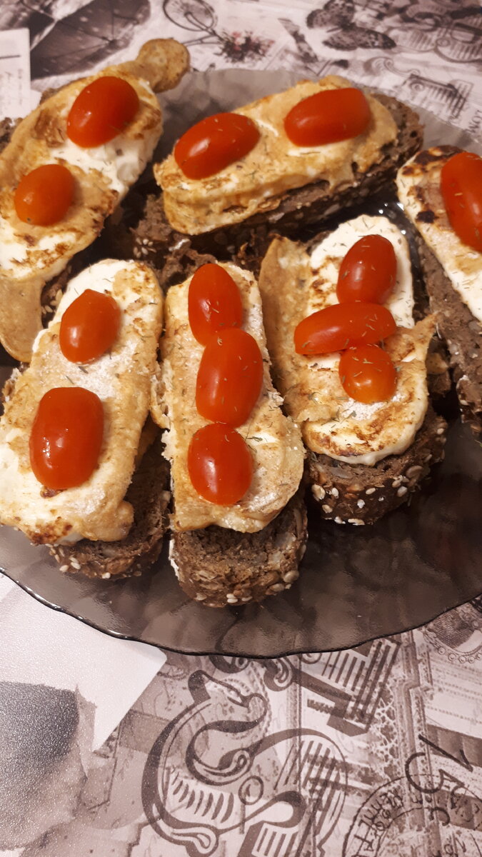 На праздничный стол или к рядовому завтраку.