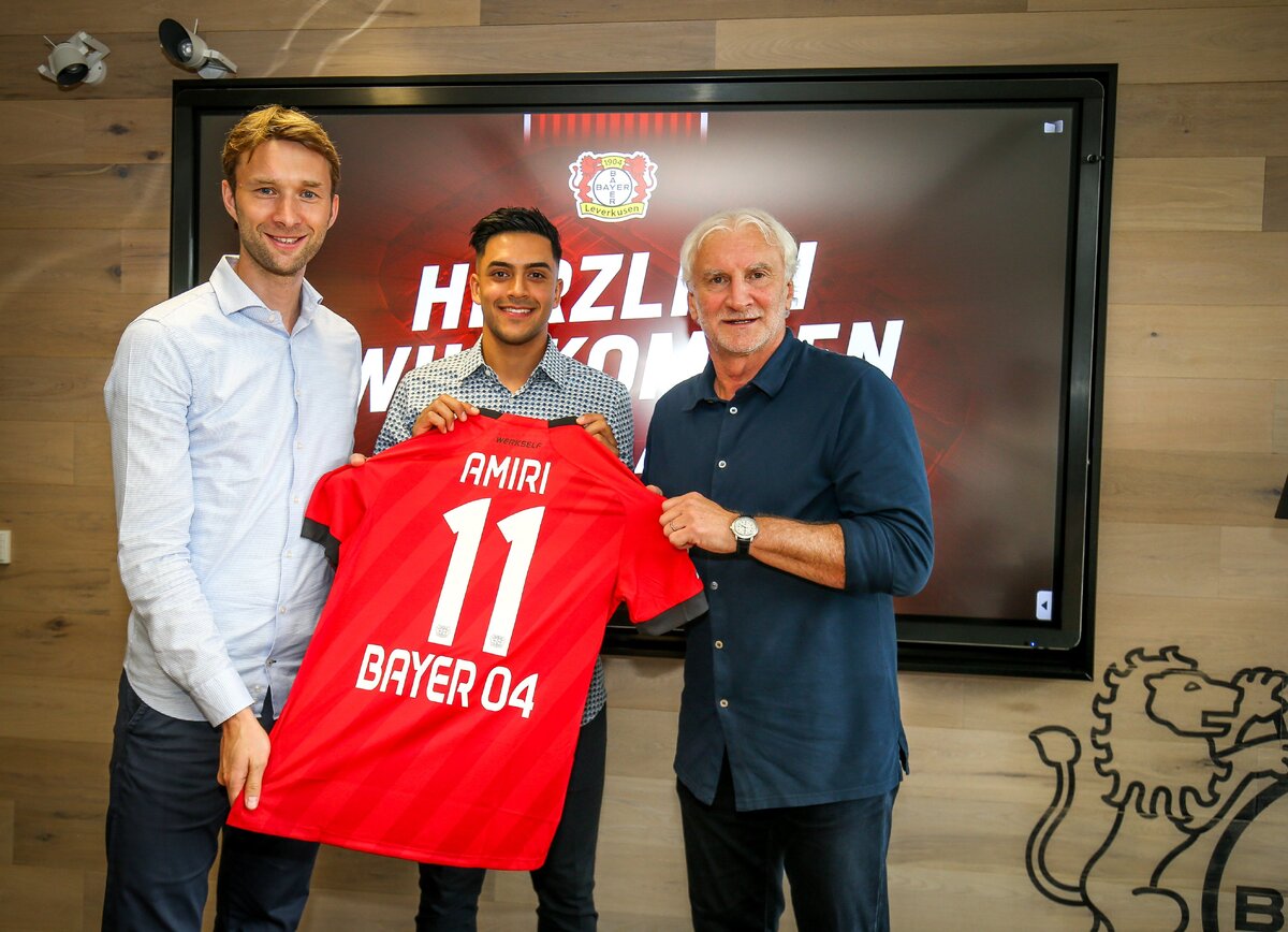 Официальный твиттер-аккаунт "Bayer 04 Leverkusen"