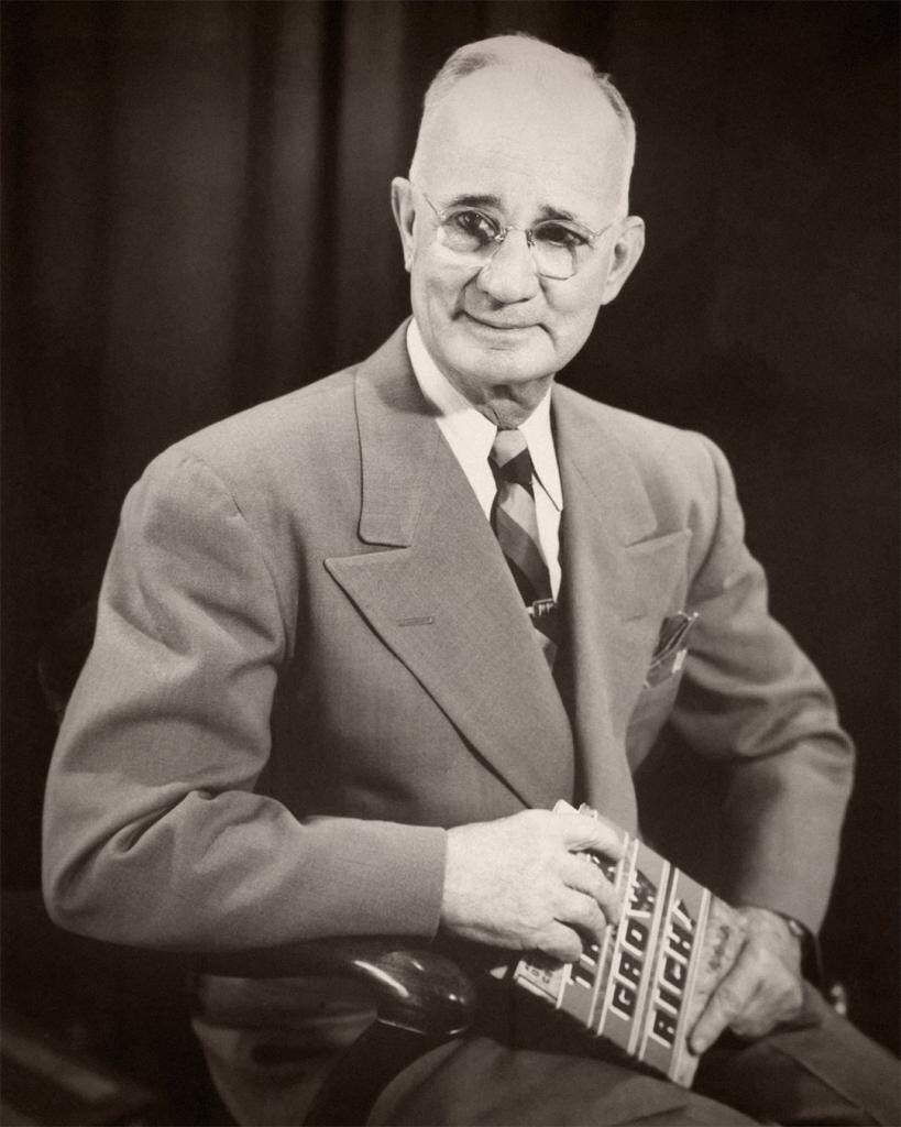 Наполеон Хилл - (1883-1970)