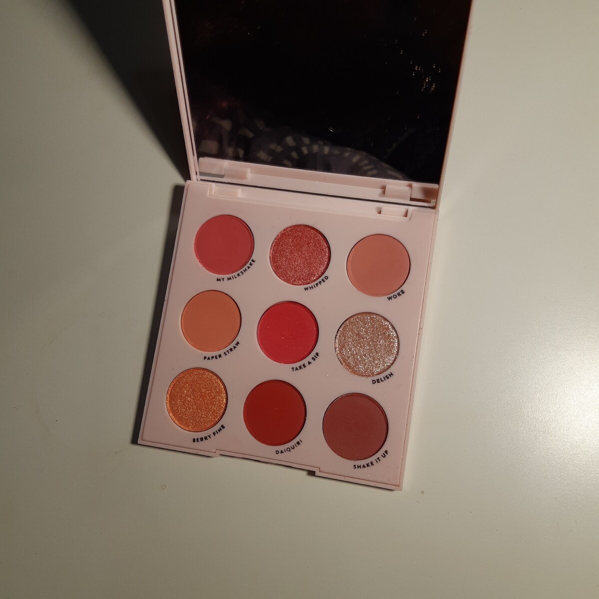 Палетка внутри 