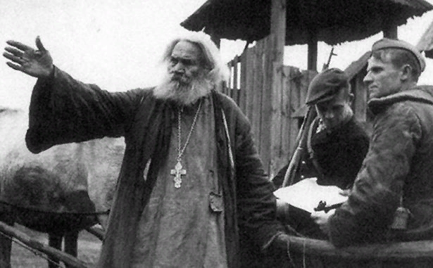 Отец Александр  с лета 1942 года служил не в храме, а в Пинском соединении под командованием легендарного Василия Коржа. Фото: www.eg.ru