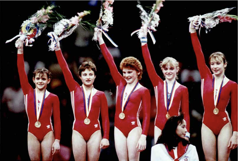 Ссср женщины спортивные. Елена Львовна Шушунова. Елена Шушунова спортивная гимнастика. Елена Шушунова гимнастка СССР. Елена Шушунова олимпиада 1988.