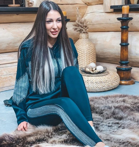 Яна Захарова (фото из Instagram)