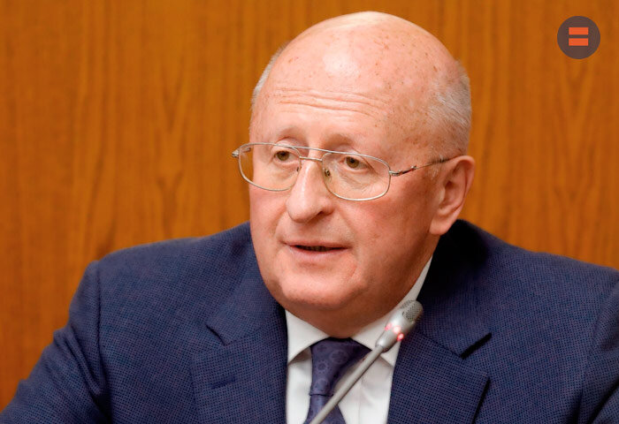 А. Гинцбург