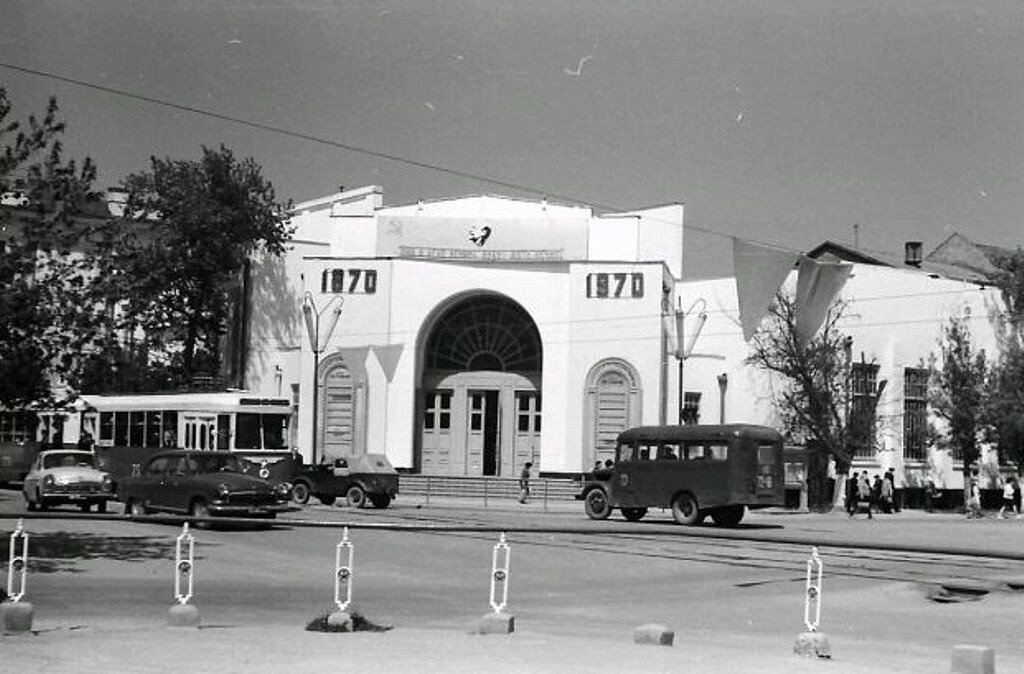 Площадь ленина грозный