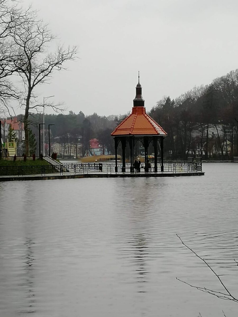 понравилось благоустройство набережной вдоль озера