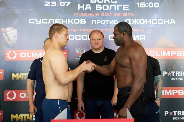    Поединок между Кевином Джонсоном и Артемом Сусленковым в Самаре прошел вничью.. Фото: Правительство Самарской области