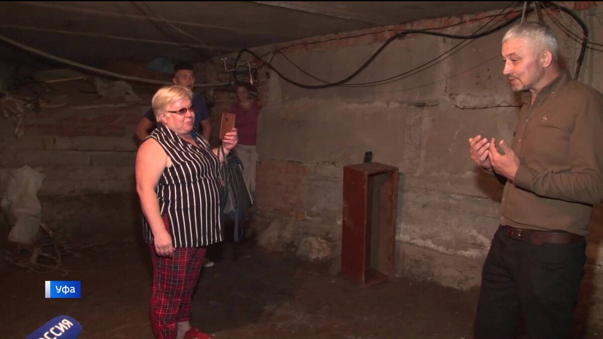    В Уфе жильцы двух домов выступили против перепланировки подвалов – репортаж “Вестей”