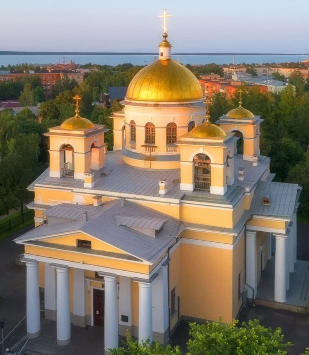 Кафедральный собор Александра Невского в Петрозаводске.