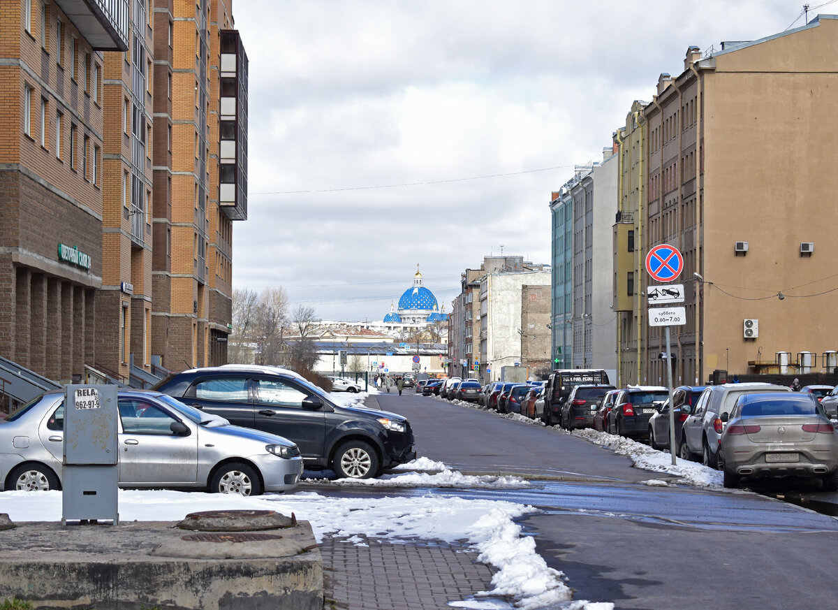 Панорама улицы Шкапина - такой вид открывается с неё в сторону центра Петербург