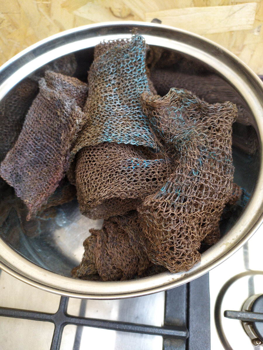 Окисленная и загрязненная сетка