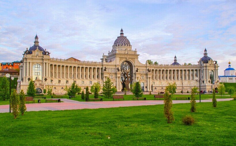 Дворцы казани фото