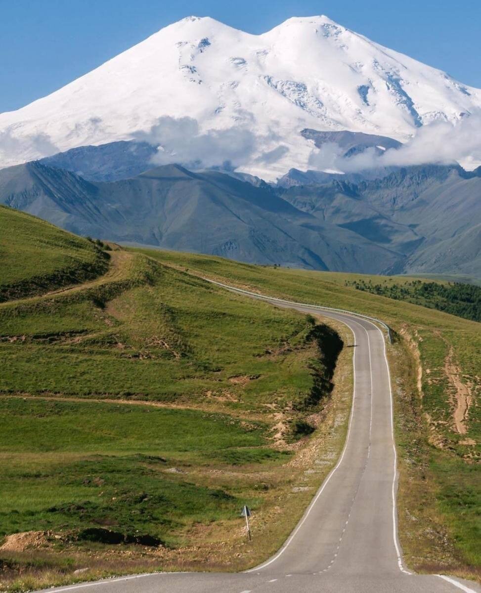 Красота гор Приэльбрусье