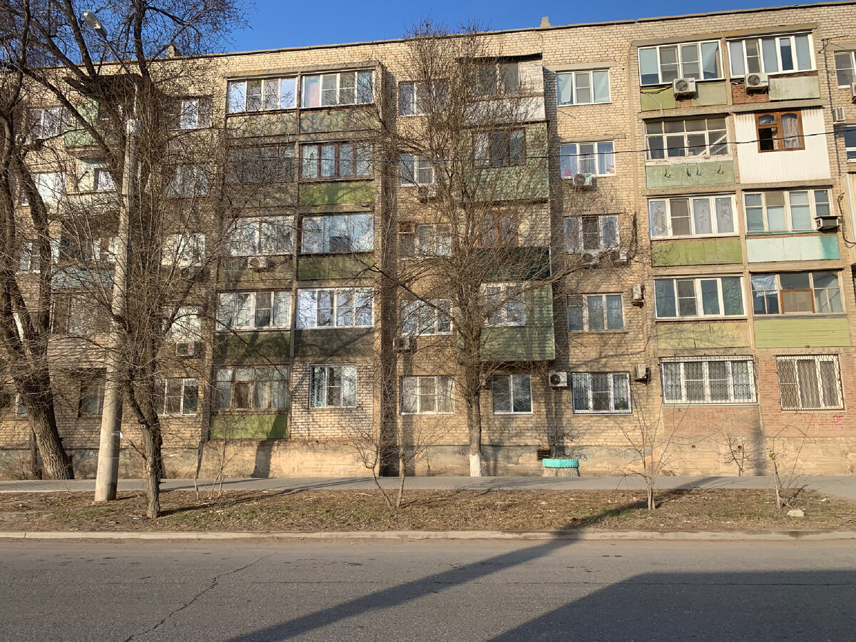 Фото автора. В любой квартире или доме есть запах. Особенно ярко он ощущается в старых домах. Он знаком каждому из нас, и не всегда он приятный…