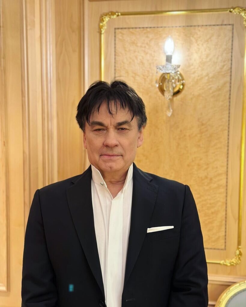    Александр Серов / @alexander_serov_official Лариса Максимычева