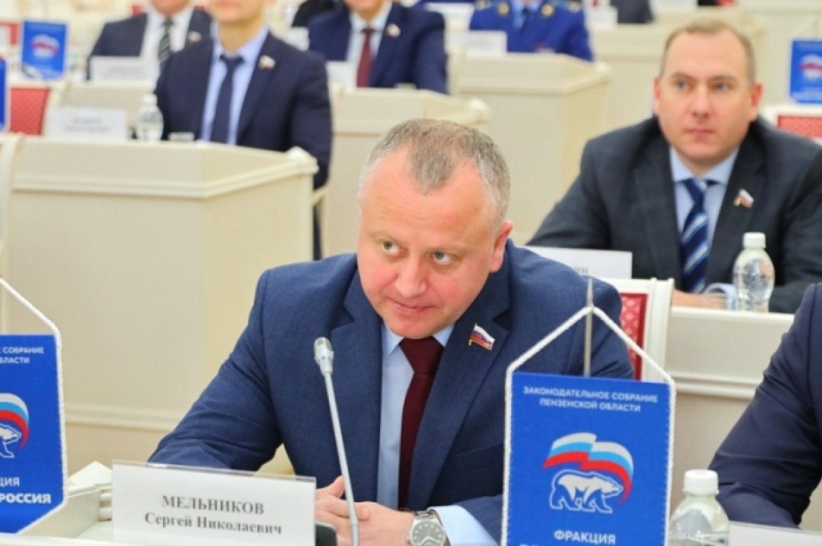    Сергей Мельников отметил личный вклад губернатора в оказание гумпомощи