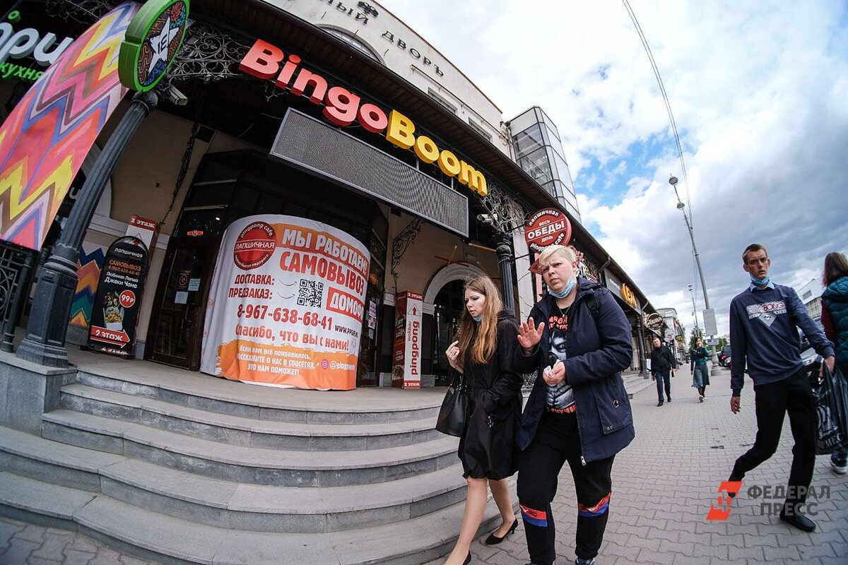 Фейковые работодатели заманивают в свои сети заманчивыми денежными предложениями.  Фото: Полина Зиновьева