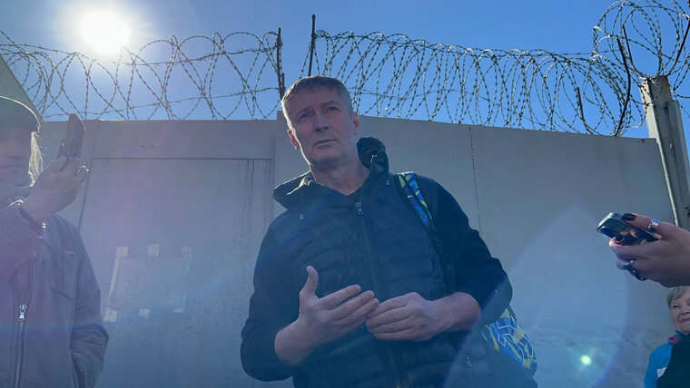    Ройзман* не планирует никуда уезжать