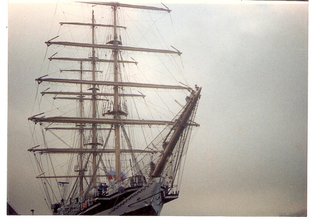 Фрегат "Паллада" перед отходом в международную экспедицию "Русская Америка-250!" Из личного архива автора.