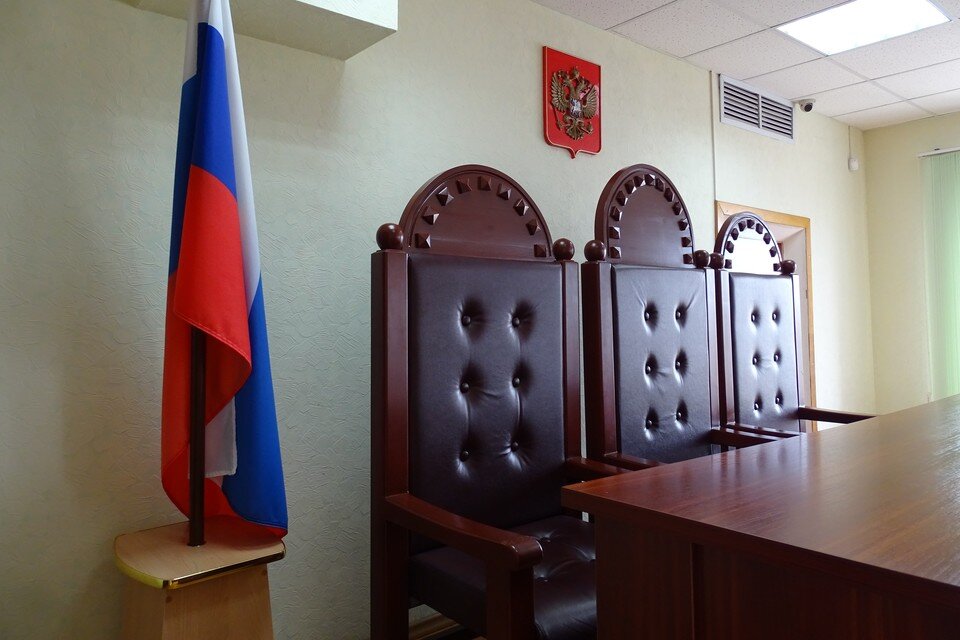     В Липецке будут судить бывших полицейских, которые грабили автозаправки и магазины Юлия КЛЮЕВА