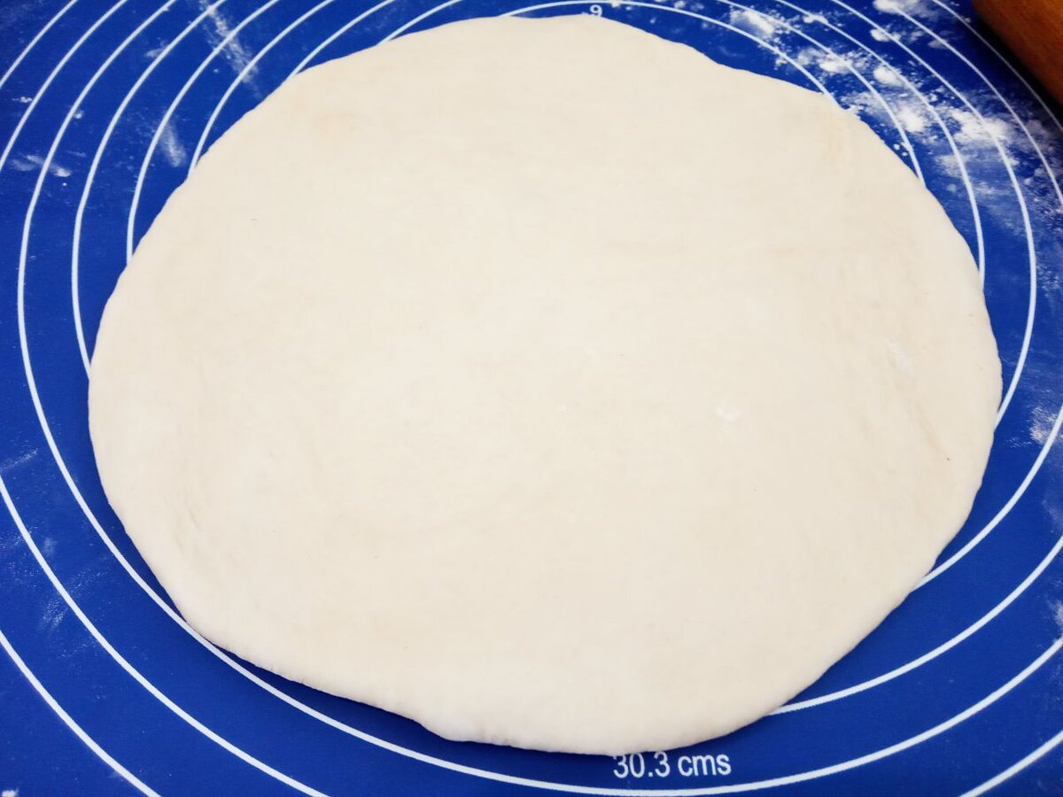 простое бездрожжевое тесто для пиццы