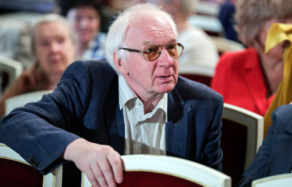    Владимир Носик  Михаил Метцель/ТАСС