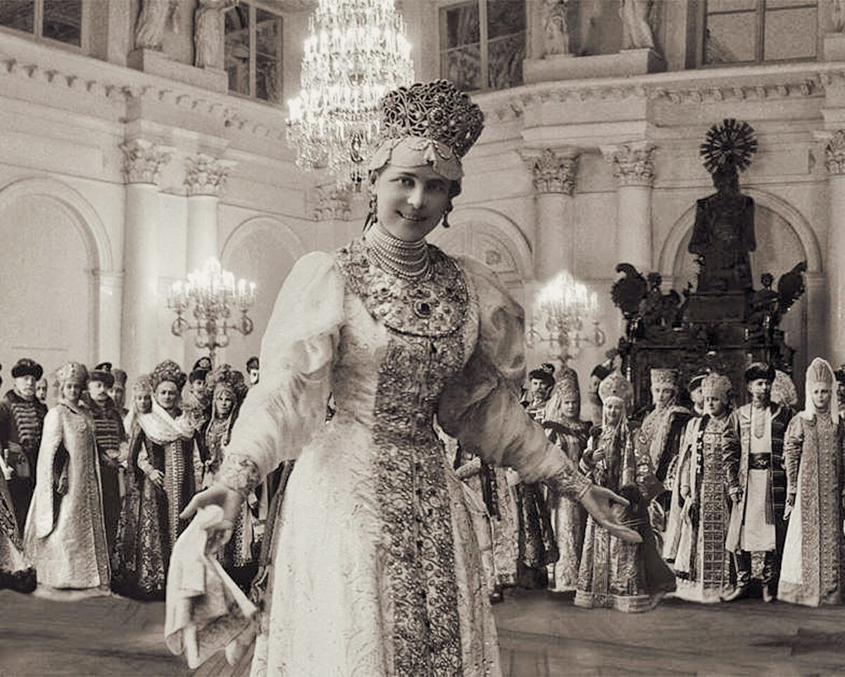 Бал к 290 летию дома романовых фото Самый роскошный бал Российской империи. Участники в фарфоре и на фото vassabi0 -