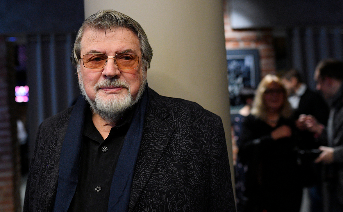 "Мое поколение тихо движется к финишу" - сказала несколько лет назад Виктория Токарева, которой сегодня уже 85. Движение ускорилось. Людей той золотой эпохи все меньше.-3