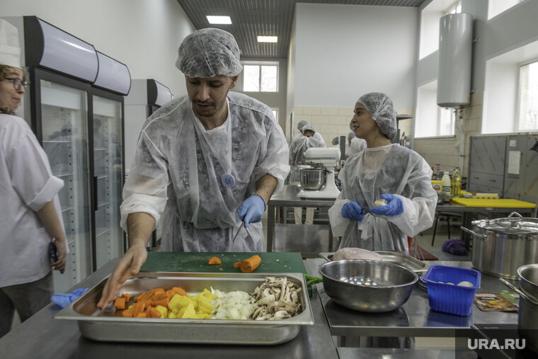    Процесс кипит