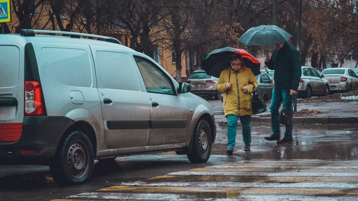     Синоптики предвещают волгоградцам ухудшение погоды. Уже в выходные начнут идти дожди, продолжатся они и в течение следующей недели.