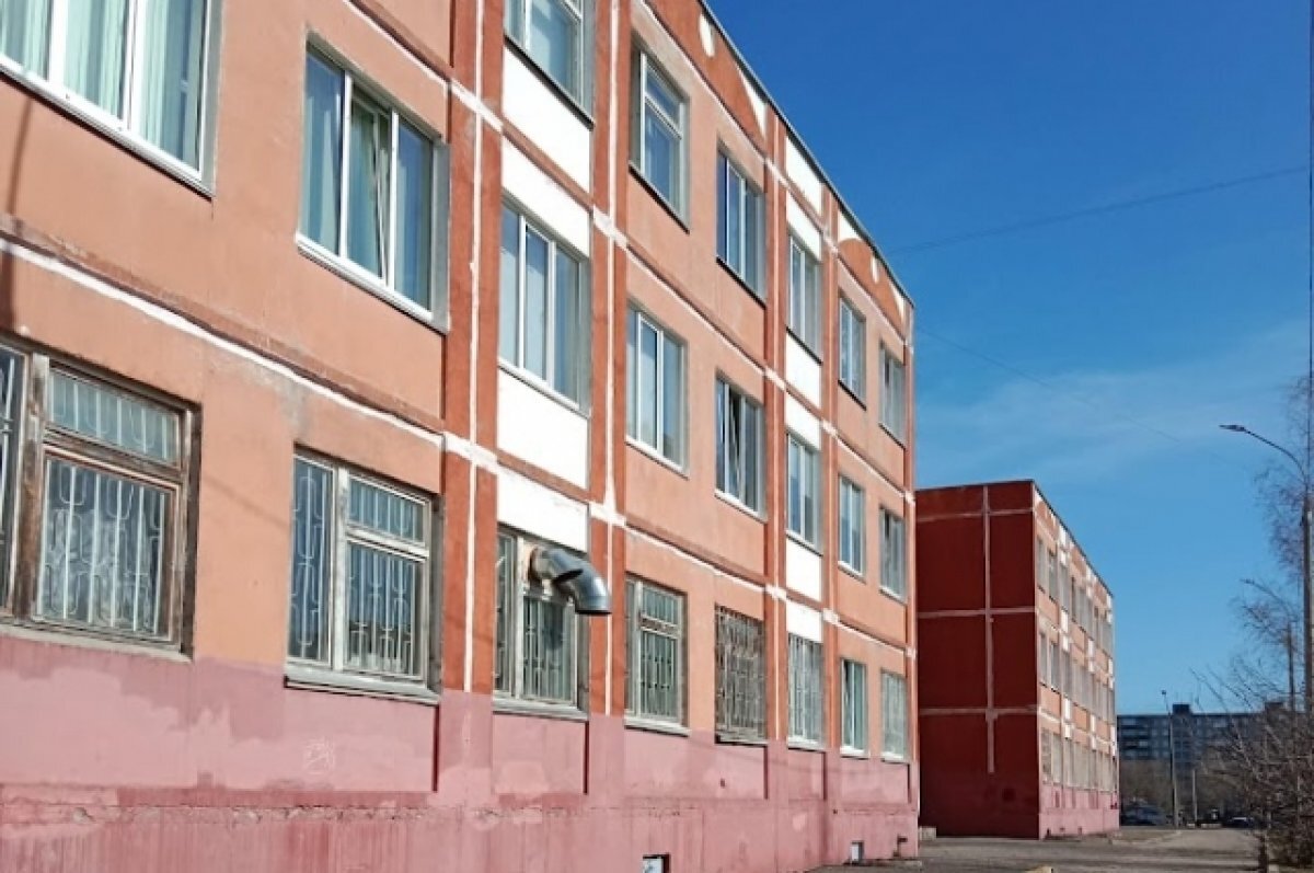    Довели до ручки. Учительница нижегородской школы напала на ученика на уроке
