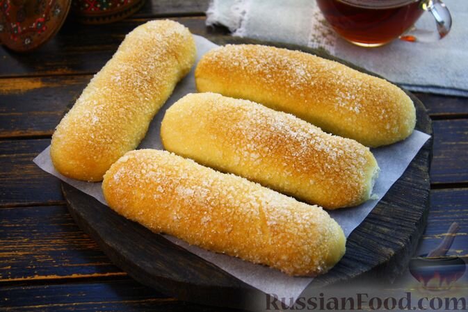 вода, масло растительное, мука, дрожжи сухие, сахар, сахар ванильный, соль