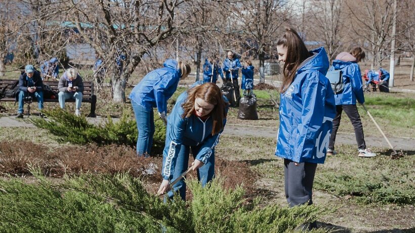    Субботник «Начни с себя» в Химках © Пресс-служба администрации г.о. Химки