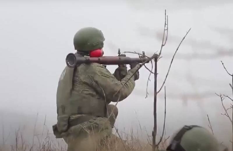 Бердычи сейчас. Русские военные. Боевые действия. Русские военные на Украине. Штурмовка военных сил.