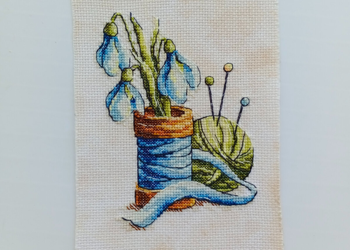 Подснежники, дизайнер Евгения Полуэктова (сюжет бесплатный в группе дизайнера, вышивала не полностью, по задумке дизайнера сюжет больше)