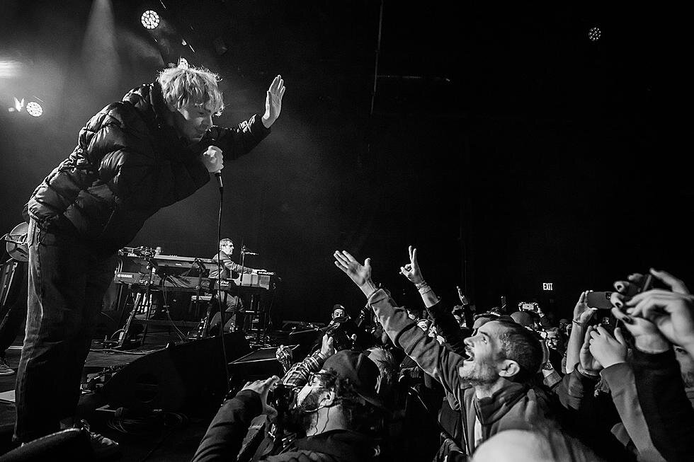 The Charlatans на сцене в клубе Brooklyn Steel. Фото P Squared с сайта brooklynvegan.com 