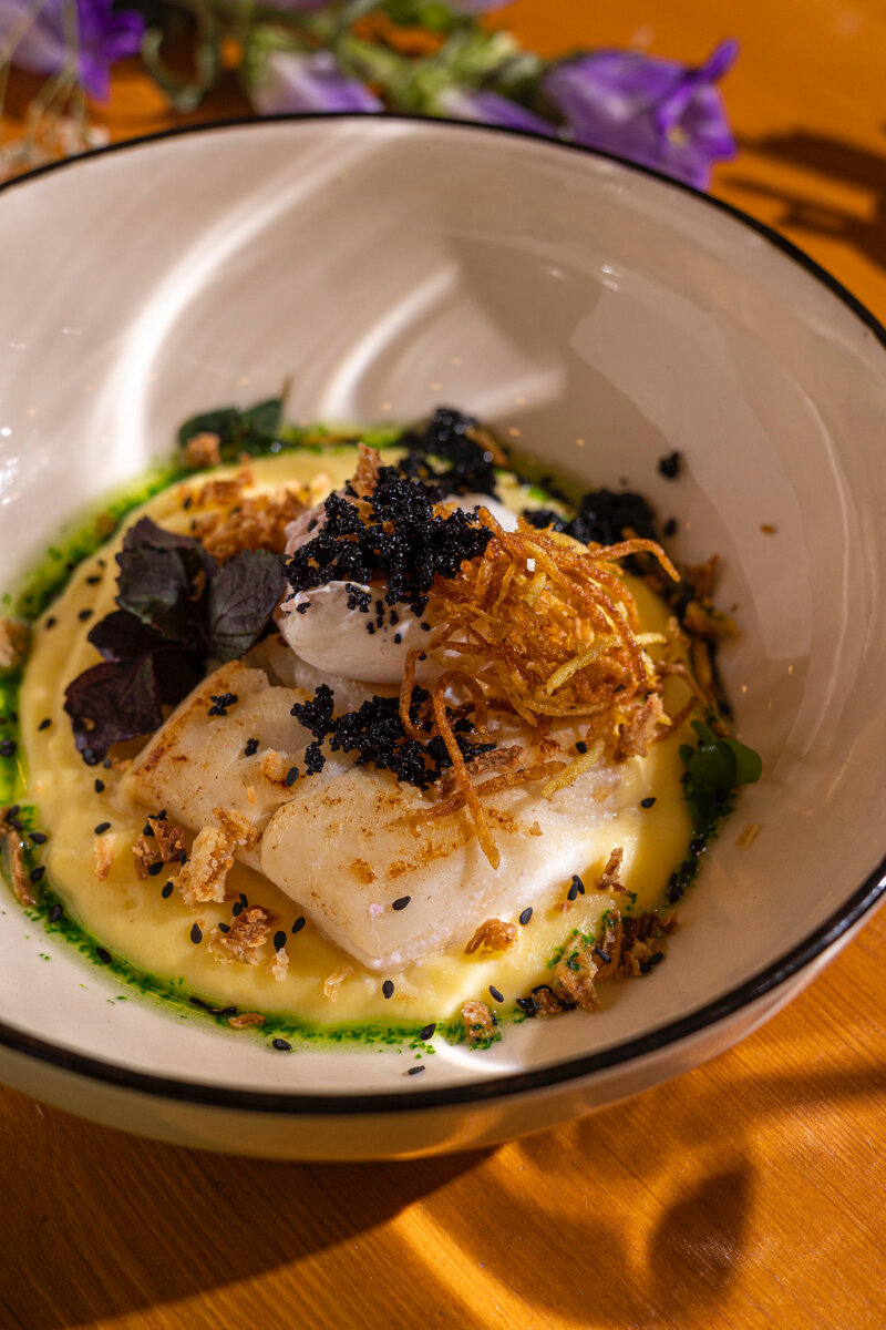 Мурманская треска от шефа Андрея Маррион с картофельным пюре 