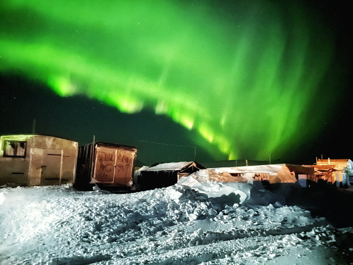 🙏 За фото северного сияния спасибо Валерию!
