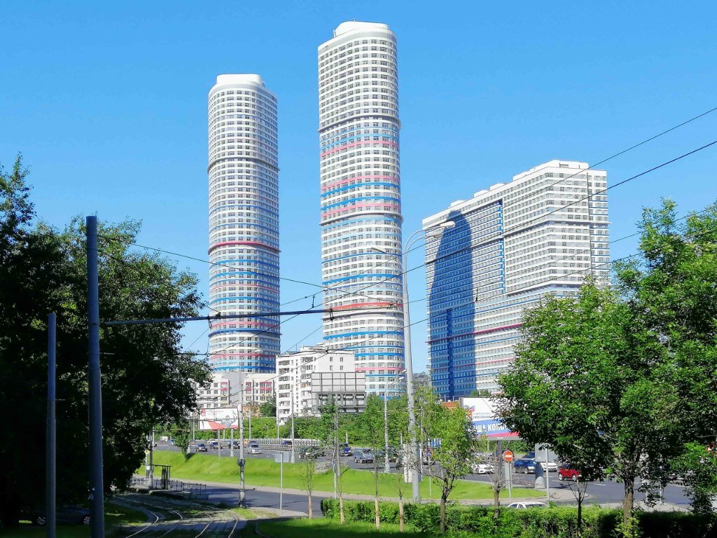 Вам решать, жить на солнце или в тени. Фото: Мир Квартир